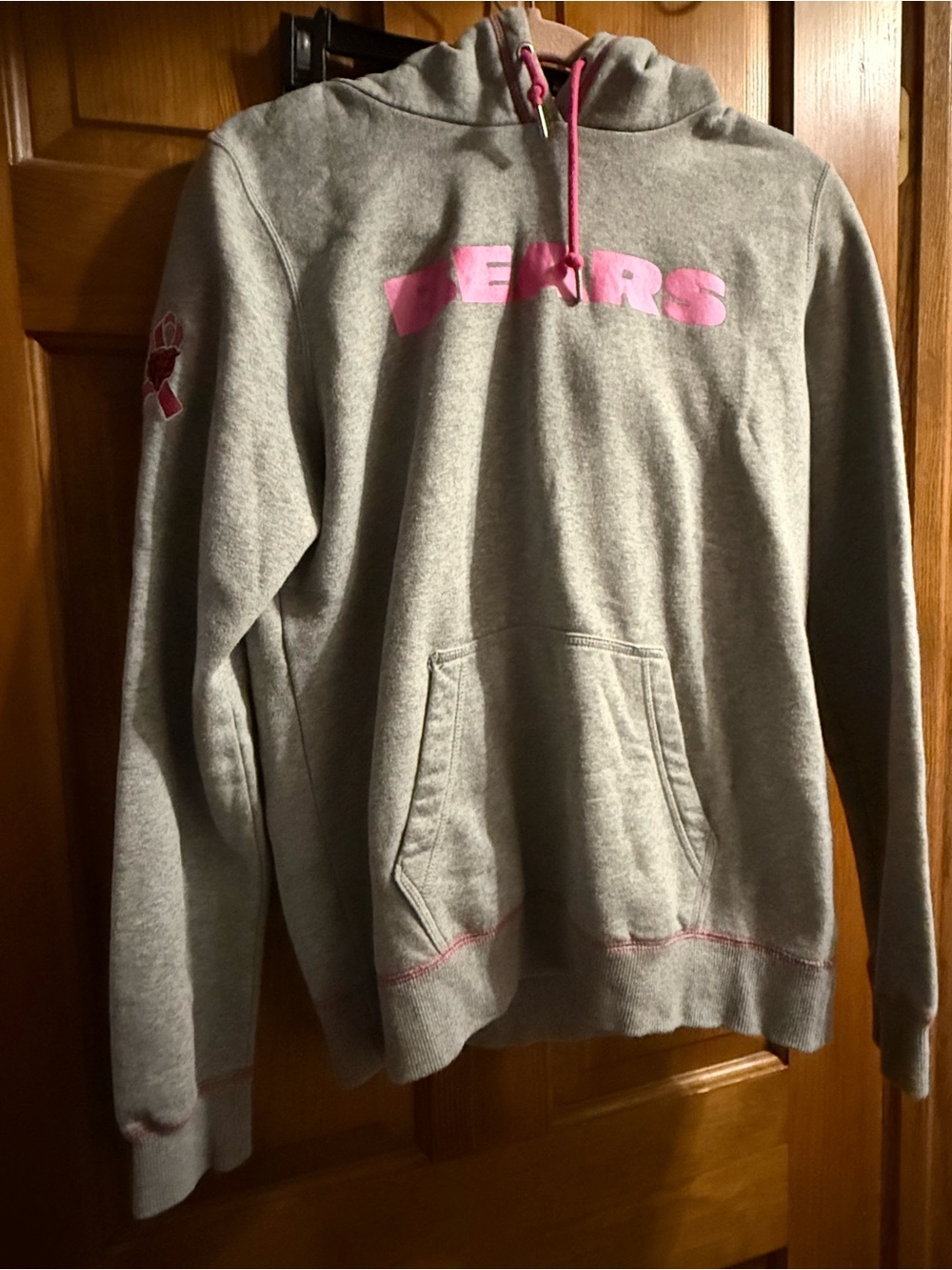 Chicago Bears large breast cancer awareness hoodie